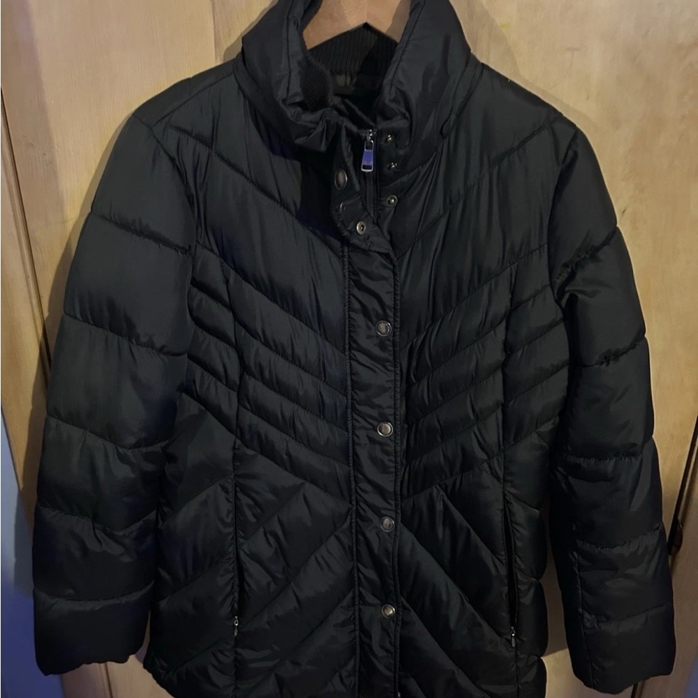 London Fog Women's Winter Down Puffer Coat - Black- Med- Pre-Owned Mint Cond.